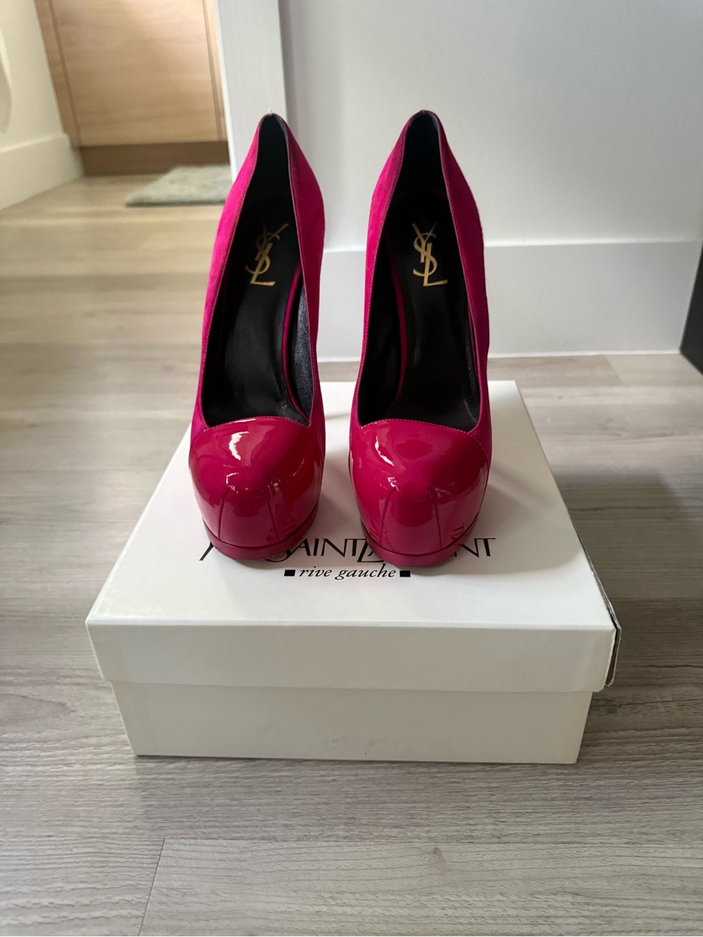 Saint Laurent Hot Pink Patent Leather Platform Pumps - Picture 1 of 6